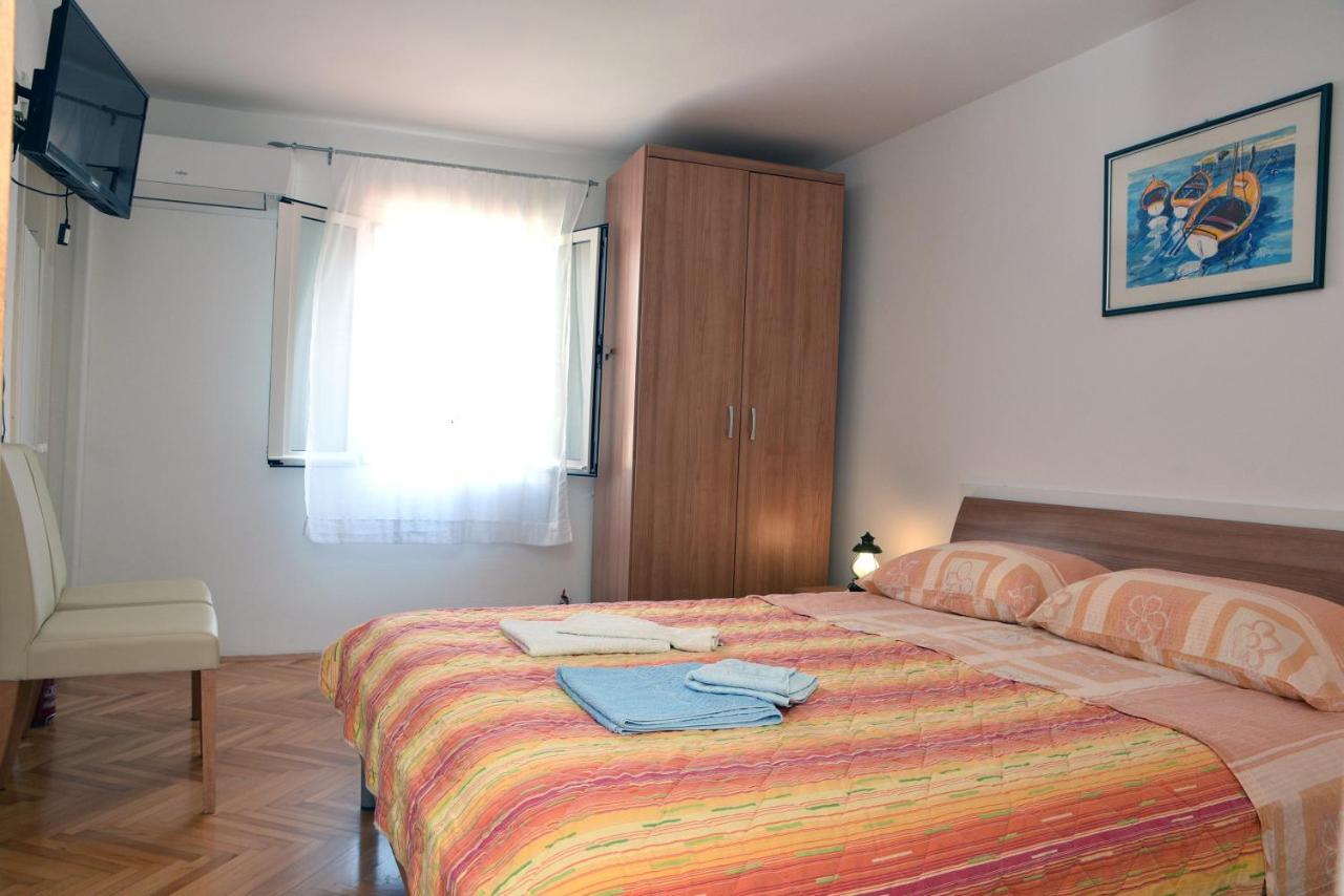 Apartment Anamarija Valun Εξωτερικό φωτογραφία