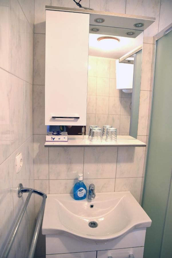 Apartment Anamarija Valun Εξωτερικό φωτογραφία